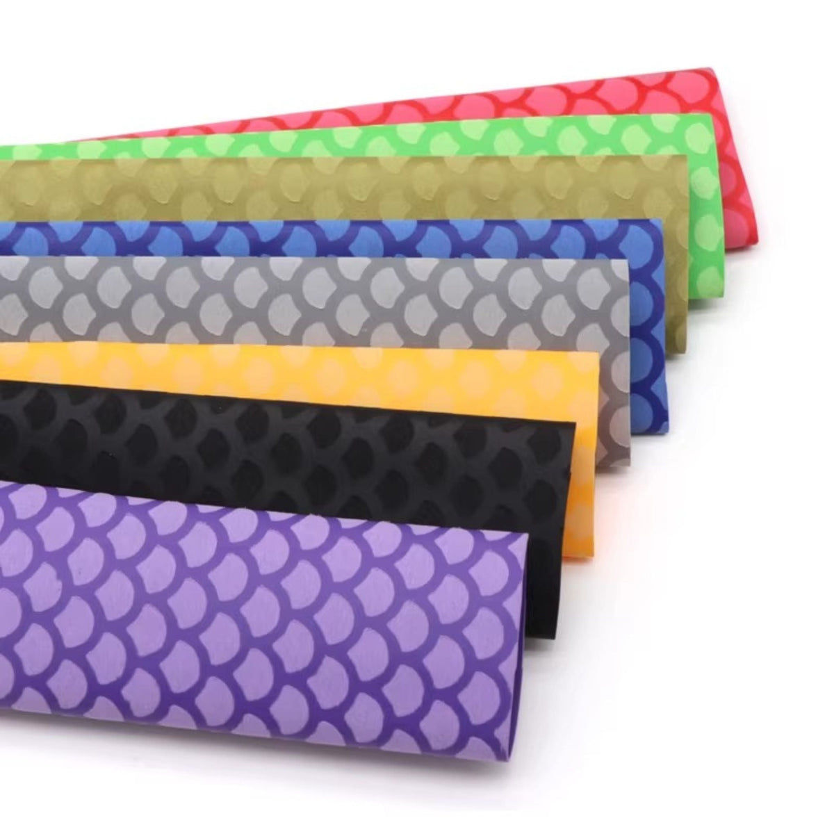 Non-slip patterned heat-shrink tubing